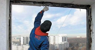 Демонтаж остекления балкона в Черемхово - цена от 560 руб. - Сварной-Чрм